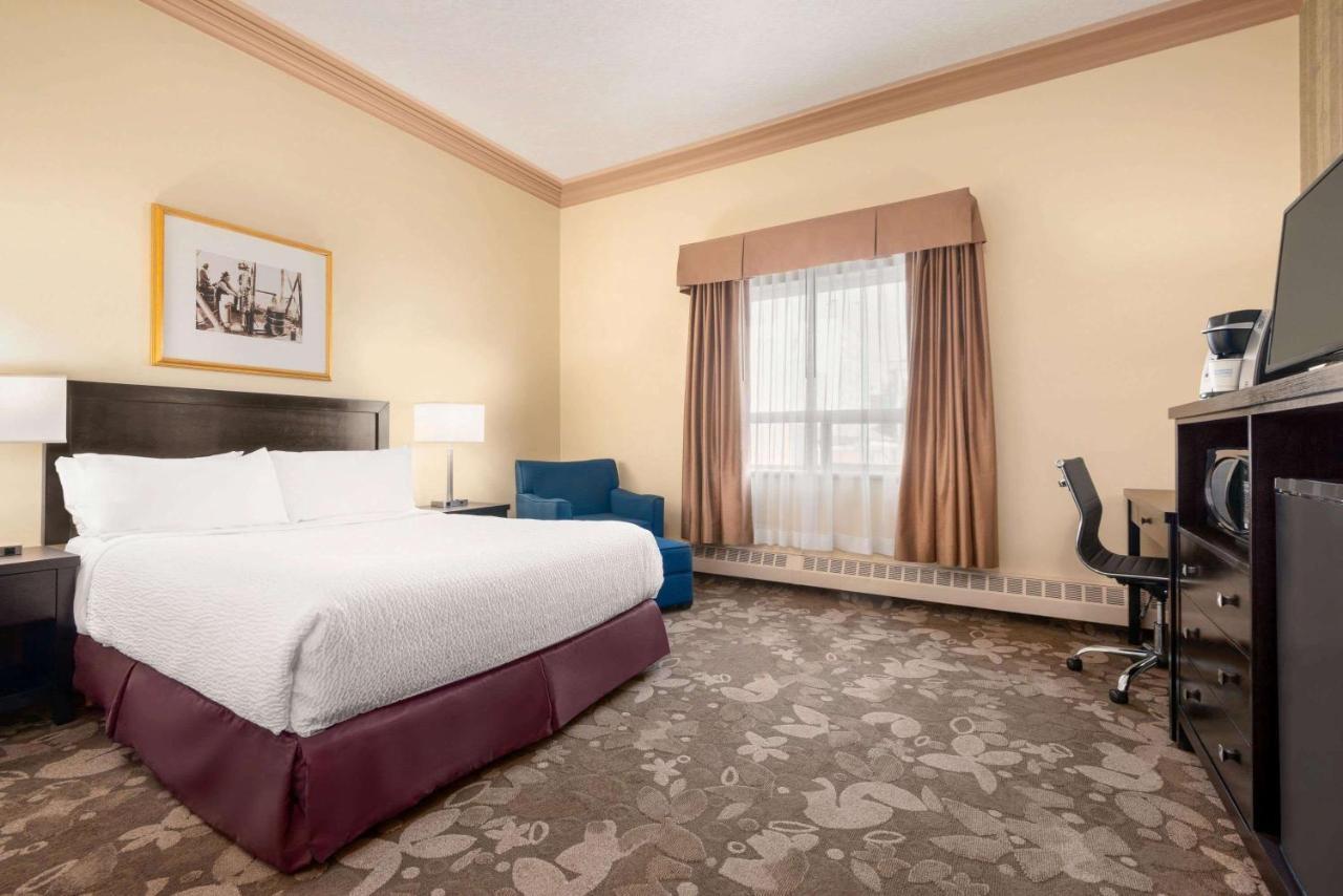 Nova Inn Yellowknife Exterior photo